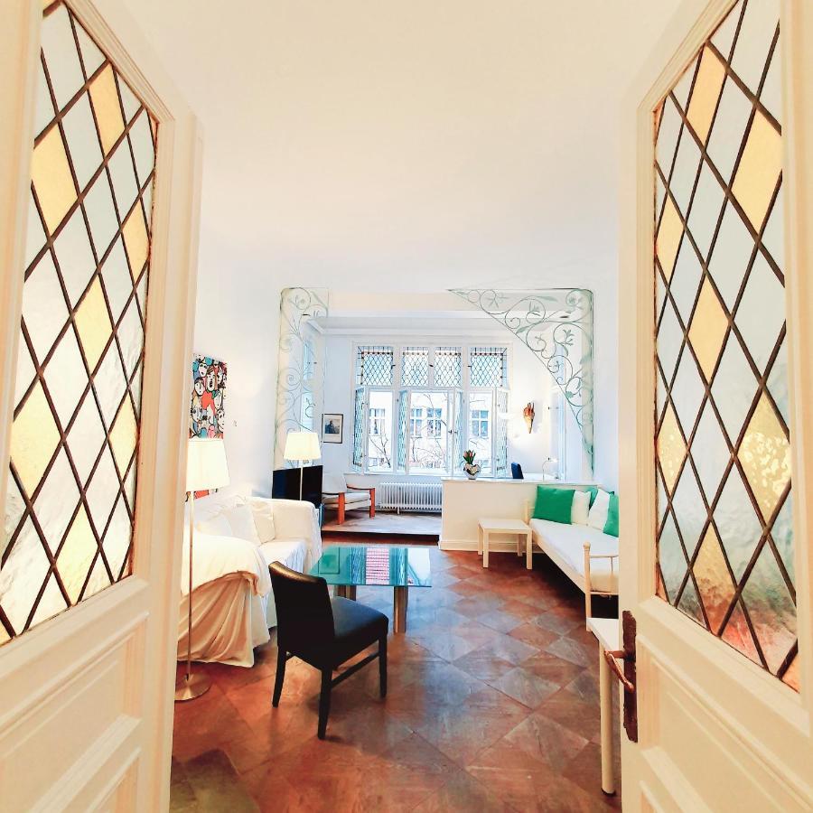 3 Large With 2 Separate Bedbrooms Close To Centre Near Kudamm And Kadewe Appartamento *