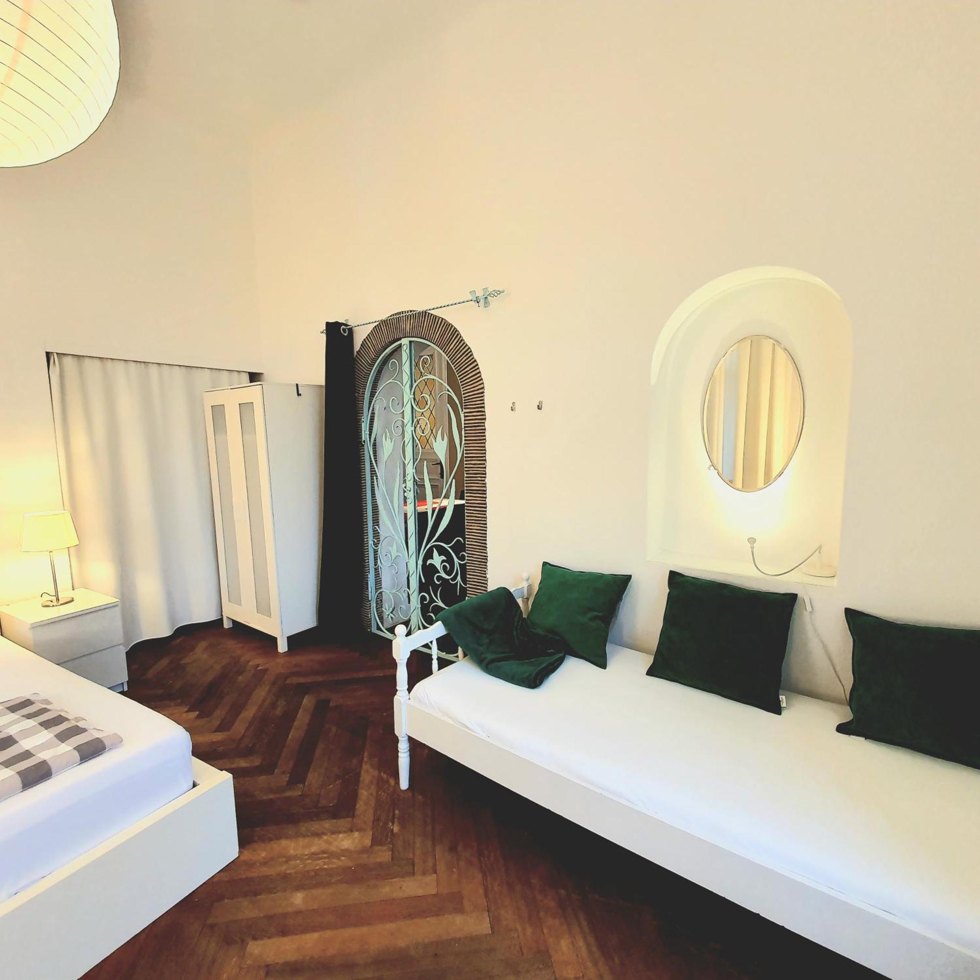 Appartamento 3 Large With 2 Separate Bedbrooms Close To Centre Near Kudamm And Kadewe *